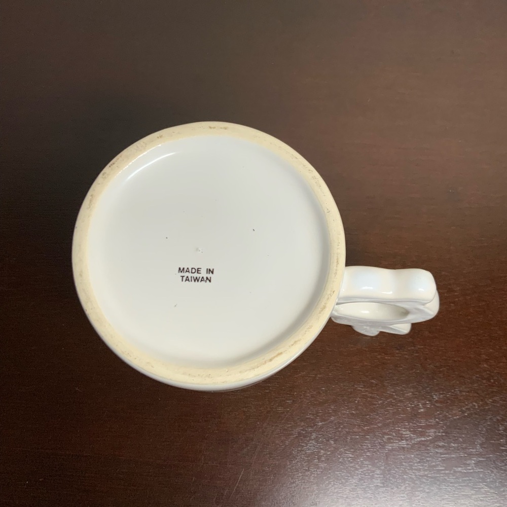 Vintage Taiwan Happy Easter White Bunny Handle Mug Floral Rabbit Cottagecore - Picture 7 of 7